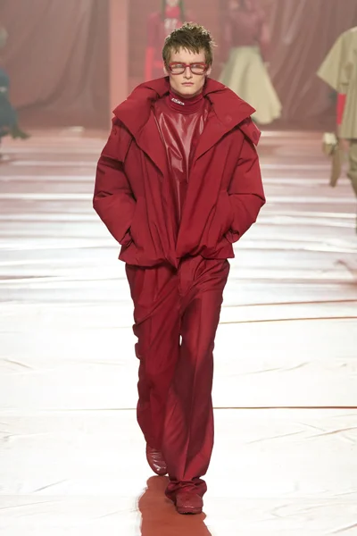 Look 14